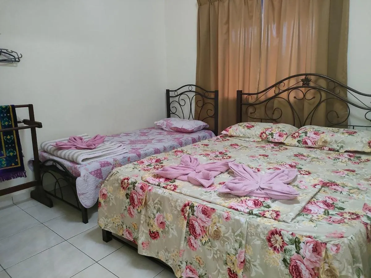 ملقا Julia Homestay & Chalet 0*,  ماليزيا